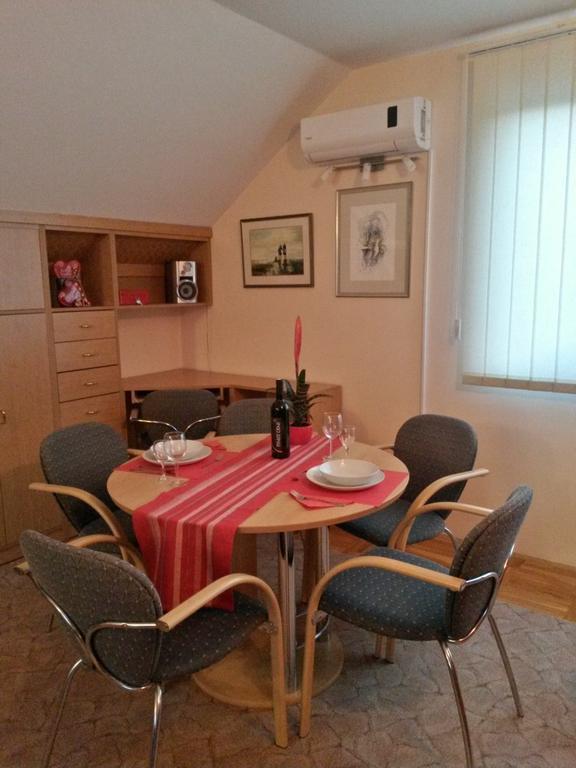 Apartment Cecilia コプリヴィニツァ 部屋 写真
